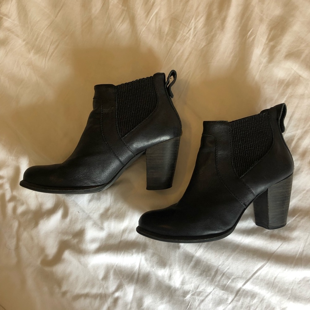 Heeled booties / boots